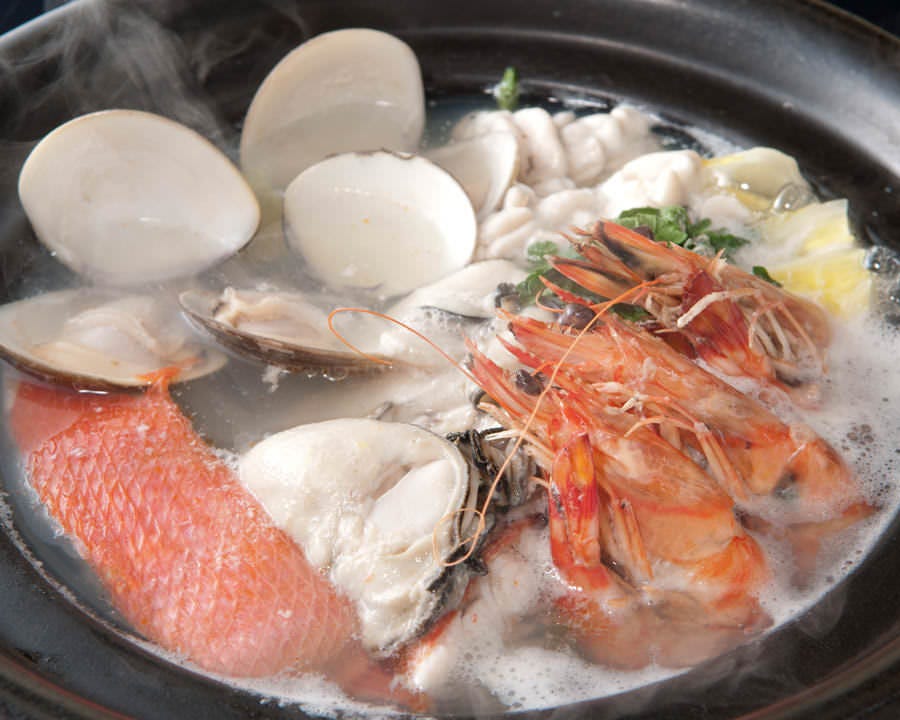 魚介たっぷりの海鮮鍋