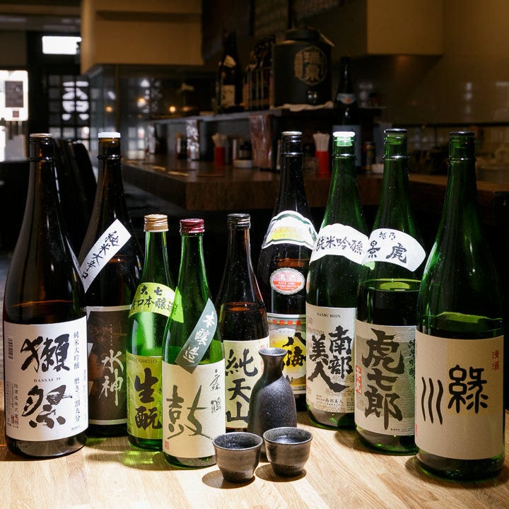 「おちょこ飲み比べ」も一押し！
3種類の日本酒を選べます♪