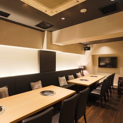 ゆったり個室 代々木公園駅で食事 ディナー 人気の完全個室 ソファー席など ぐるなび