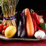 ◆:フレッシュ野菜:◆
旬の野菜を使用した絶品料理をぜひどうぞ