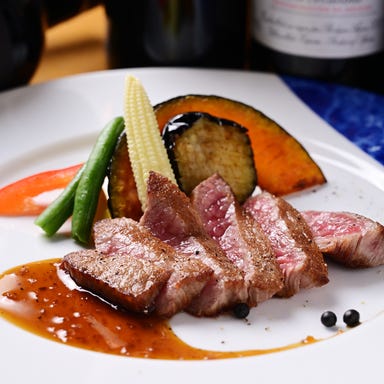 プライベートルーム 個室ダイニングバー Room No.03_和牛ステーキ