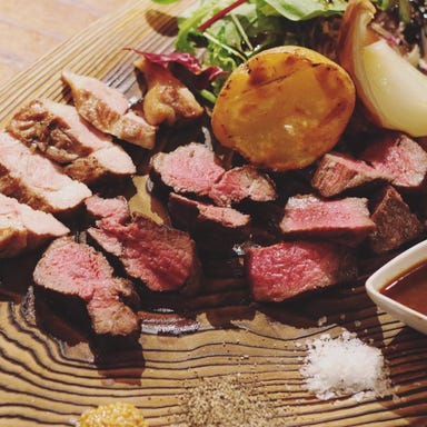 今宵、成田で世界の肉料理とごほうびワインを  メニューの画像