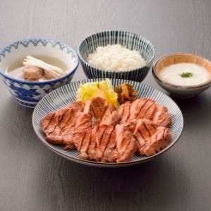 ぎゅうたんさま ぎゅうたんさま 牛たん けやき 麻布十番店 - 麻布十番/牛タン | 食べログ