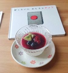 えほんカフェ tetote