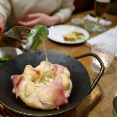 ITALIAN RESTAURANT LIFE NIIGATA_チーズフォンデュのシカゴピザ