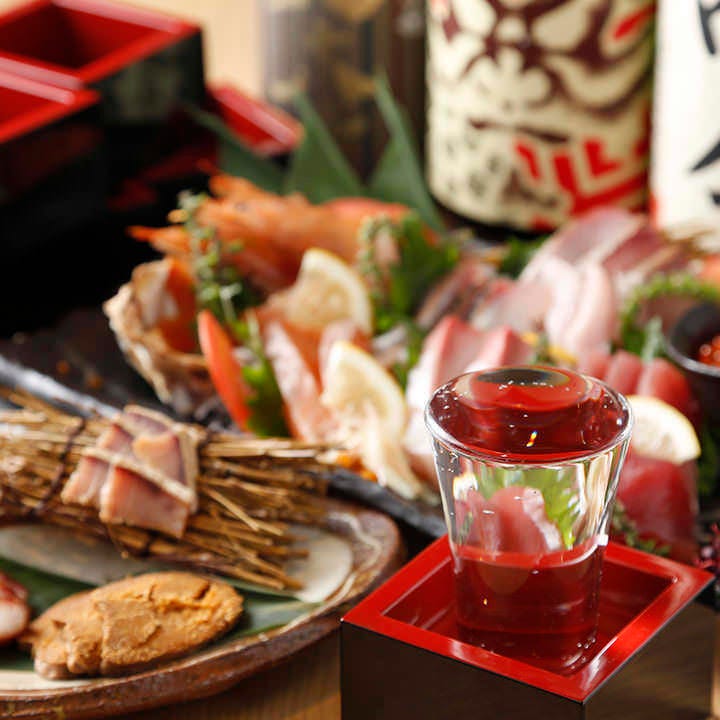 新鮮な海の幸をこだわりの日本酒とご一緒にお楽しみください。