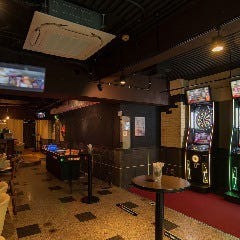 Beer Pong Bar GROVE 新宿店