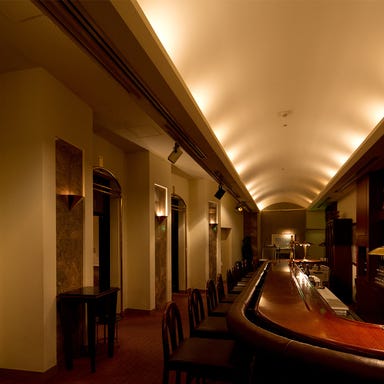 倉敷ロイヤルアートホテル ハイザ・バー 店内の画像