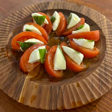 Diningbar KA‐BA‐_トマトのカプレーゼ