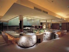 響 丸の内店