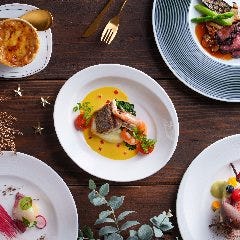 【ディナー】ライトアップ煌めくひかりの森” フレンチディナー CHEF’ RECOMMENDED COURSE（11/4～12/19）