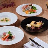 【ディナー】CHEF&rsquo;S RECOMMENDED COURSE　～お魚料理メイン 紅葉の彩りと味覚を味わう全4品コース～