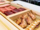 築地場外の江戸前鮨の新店。旨い鮨や海鮮丼を高コスパでご提供。