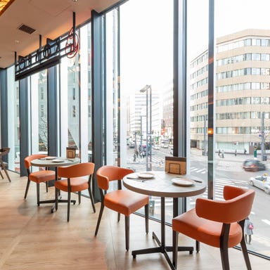 炭火イタリアン ROBACE(ロバーチェ)札幌駅前店_テーブル席