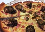 オイル牡蠣のハラペーニョピザ