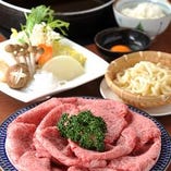 黒毛和牛霜降りすき焼コース
お一人様4,320円