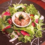 水タコと浜松高原野菜のサラダ