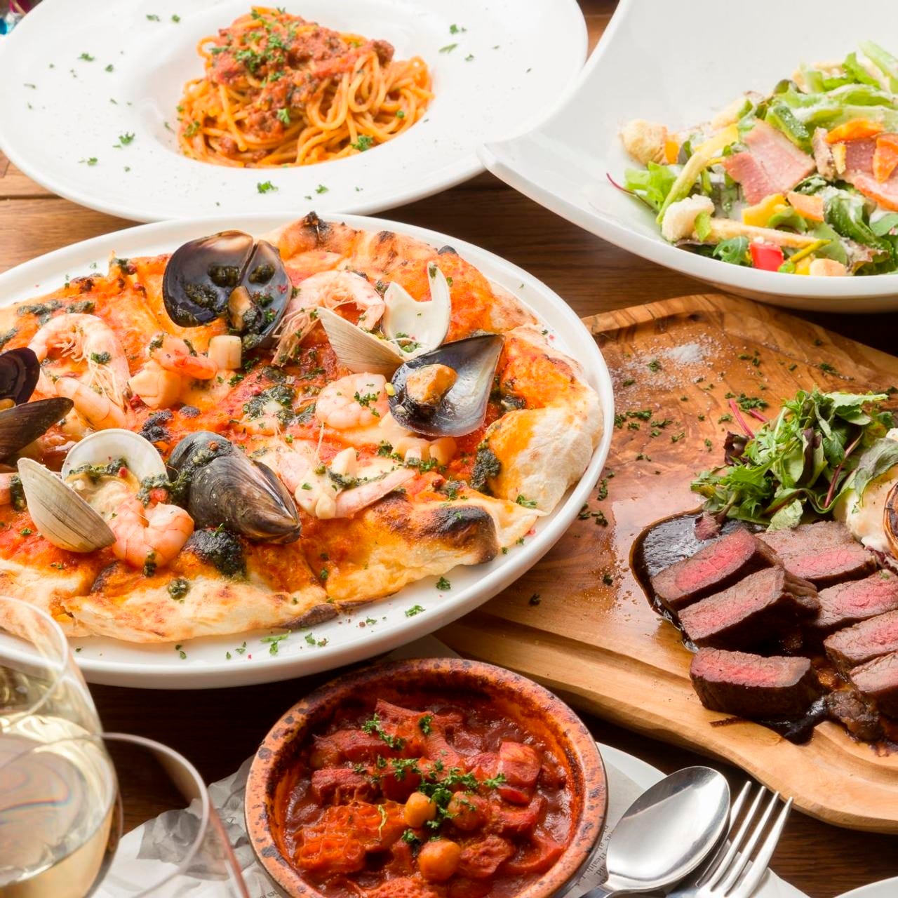 Azzurro520 海浜幕張店（海浜幕張/スペイン料理） - 楽天ぐるなび