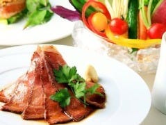 名物 商標登録 豚鉄鍋とうまいもの居酒屋 菜々や 岡本店 