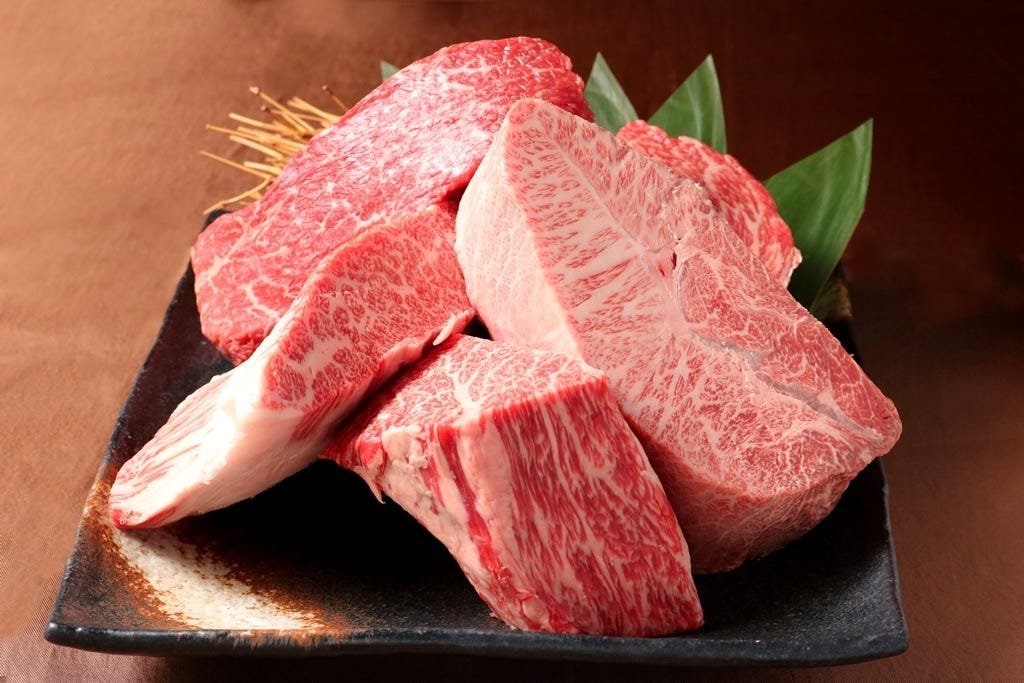 炭火焼肉 笑門来福