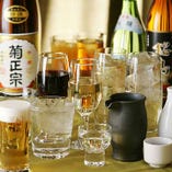 コース料理に日本酒など2H飲み放題を2,200円で追加できます
