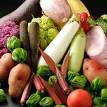 【こだわり新鮮野菜】
おいしいお料理には新鮮な野菜を。ソムリエが厳選。