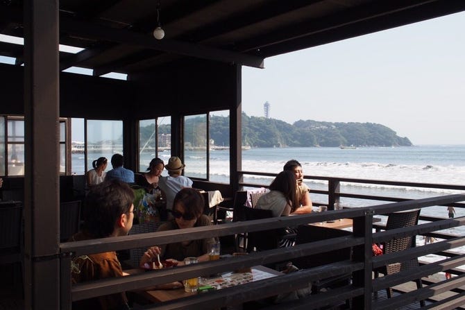 海の家 海カフェ q Roins Beach House 江の島 江ノ島 鵠沼 ビアガーデン ぐるなび