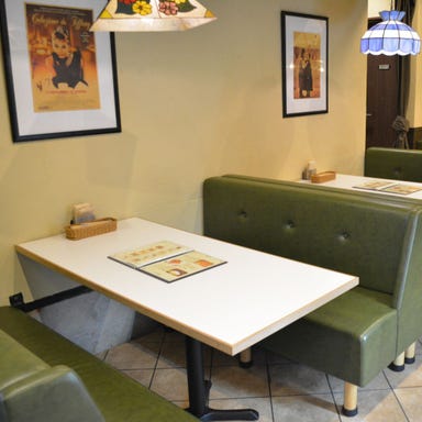 町の洋食 パーラーオオハシ_ゆったりとお食事を楽しんでいただけます♪