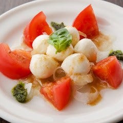 十勝産モッツァレラのカプレーゼ