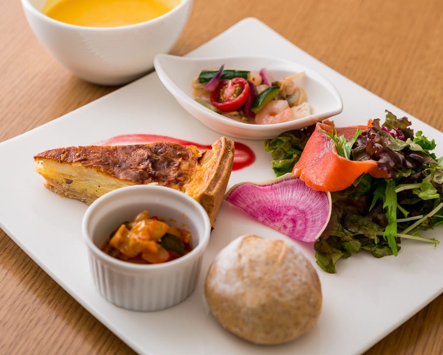 ヨックモック 青山本店 ブルー ブリック ラウンジ 照片 表参道 青山 法国菜 Gurunavi 日本美食餐厅指南
