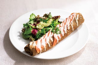 ヨックモック 青山本店 ブルー ブリック ラウンジ ランチメニュー ぐるなび