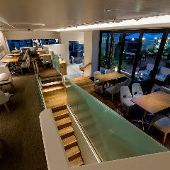 ヨックモック 青山本店 ブルー ブリック ラウンジ 表参道 青山 デザート ぐるなび