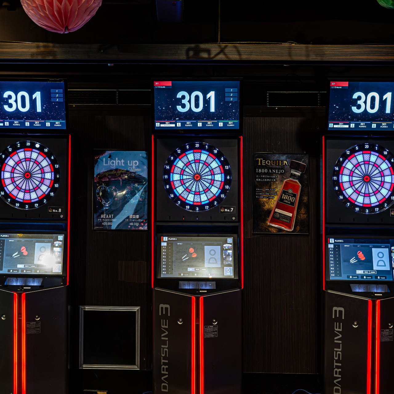 スリーモンキーズカフェ 上野公園前店_フェニックスX、 LIVE3完備！LIVE2、VSフェニックス台完備