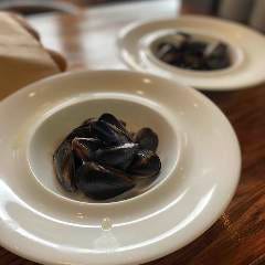 BISTRO HAKU