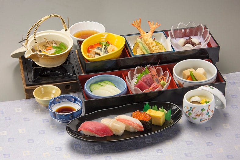 ご法要膳すいれん お料理9品 3500円 税抜 法事 ご会食 の詳細 和食レストランとんでん 川越熊野店 川越 海鮮 海鮮料理 ぐるなび