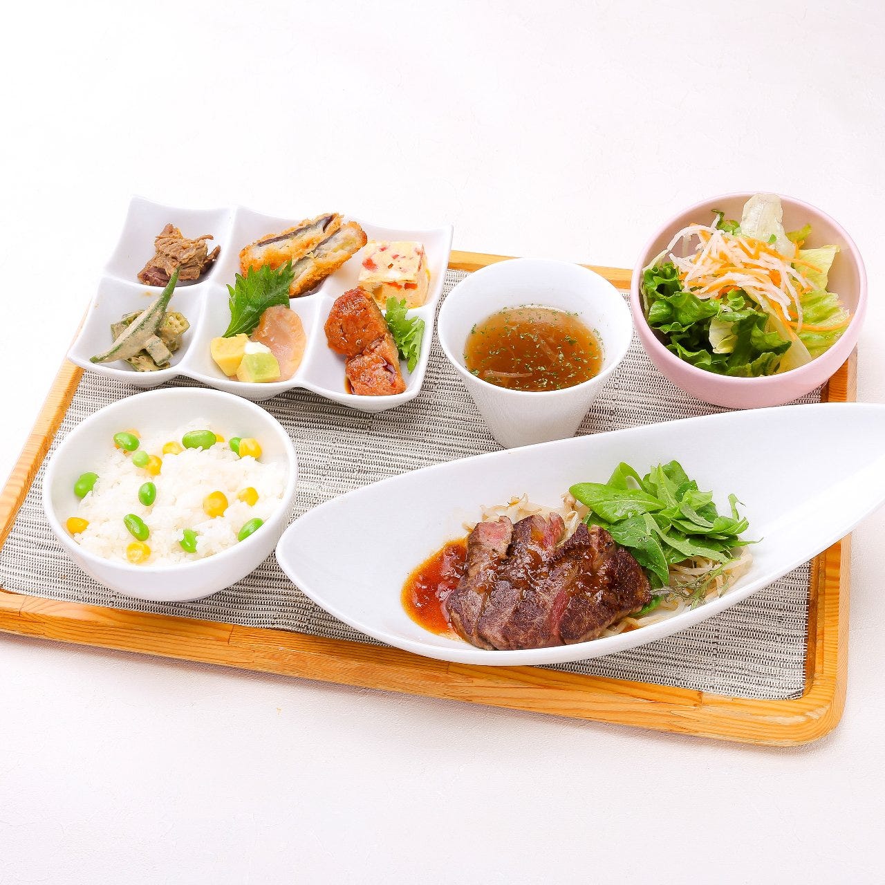 Grill Bar Dining 燦 大丸梅田店 写真 1ページ目 1件 40件 ぐるなび