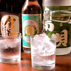 焼酎もあります(^_-)-☆ お好みのお酒と炭火焼とどうぞ♪