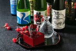 奈良は室町時代からの酒造先進地。地酒を多数取り揃え。