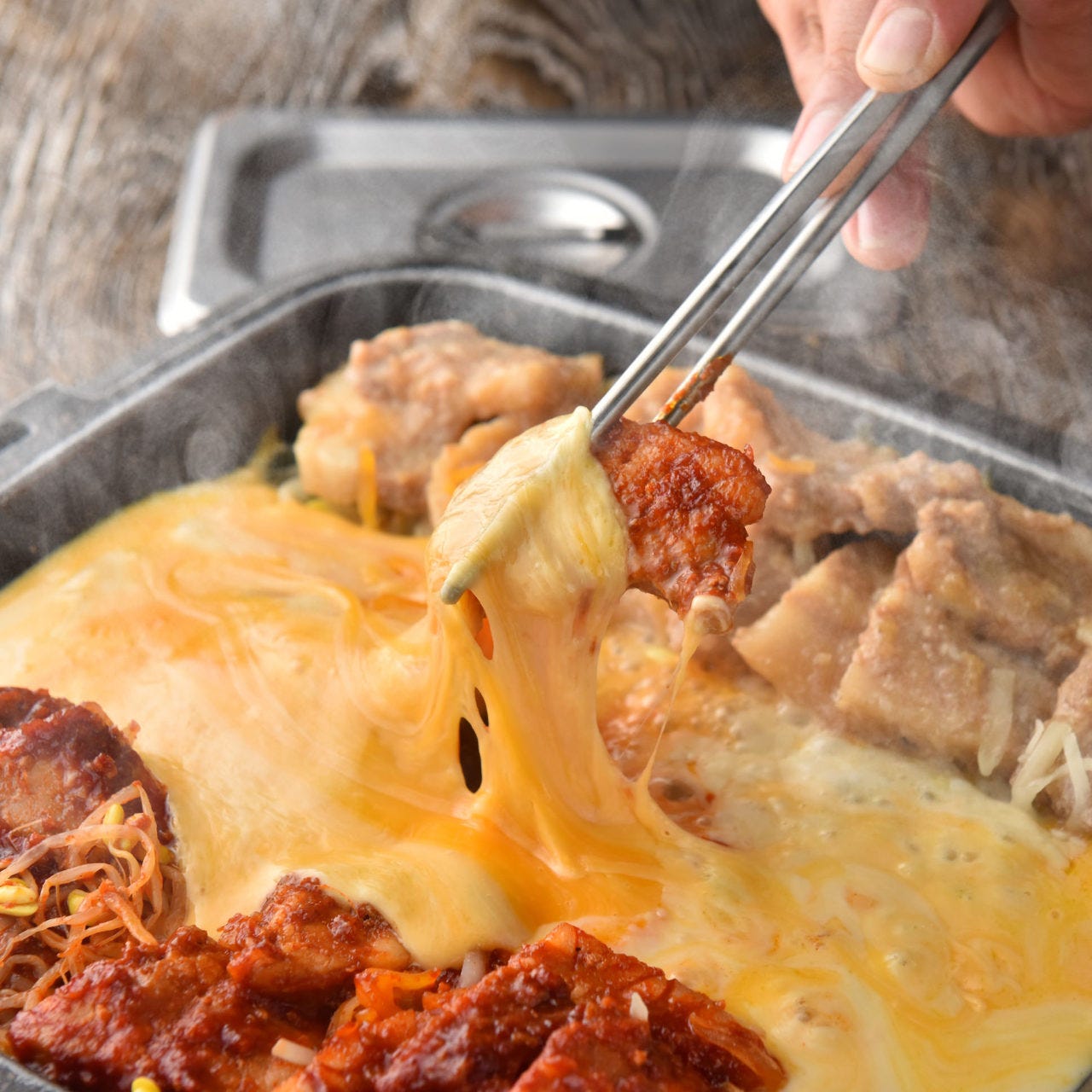 明洞ポチャ 新橋店のコースに付く、チーズタッカルビ