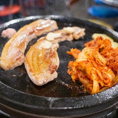 サムギョプサル＆チーズタッカルビ 食べ放題 明洞ポチャ 新宿本店 