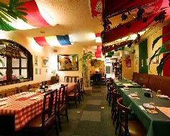 まるで地中海に来たような店内 貸切　50～60名様