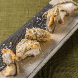 侍椎茸の天ぷら炭火焼き　ワイルドマッシュルームソルト