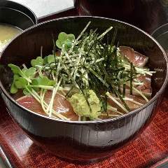 ふぐ料理・はも料理 三田　山田屋_ぶり漬け丼