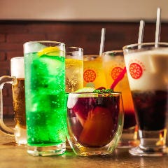 カクテルやビールも豊富ですので、お好みでお選びください♪