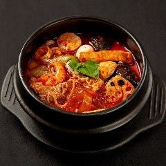 本格中華 寛窄巷子 ‐クァンザイシャンズ‐ 川崎店