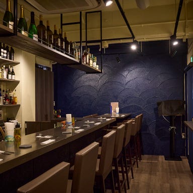 P’s Amore_カウンター ~落ち着いたゆったり寛げる店内~