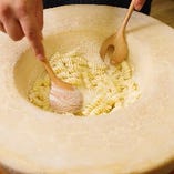 人気のチーズを絡めたパスタは、味もGOOD!!