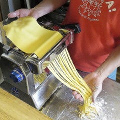 イタリア郷土料理と手打ちパスタ エヴィーバ！