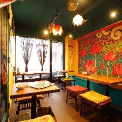 東南アジア屋台酒場 バグース