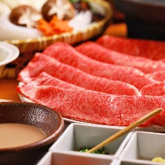 しゃぶしゃぶは木曽路秘伝のごまだれでぜひご堪能ください